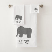 Elephant Design Monogrammed Bad Handdoek (Insitu)
