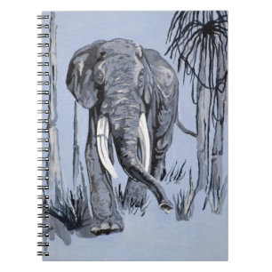 Elephant die door gegoten savanna rolt in blauw notitieboek