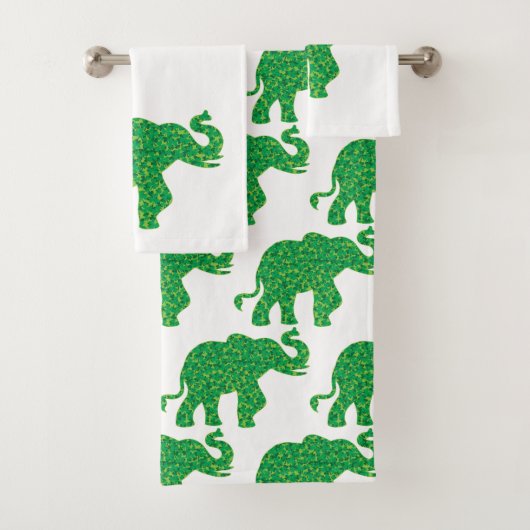 Elephant gemaakt van Shamrocks Bad Handdoek (Insitu)