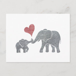 Elephant Hugs Grey Ma en Baby met Red Heart Briefkaart