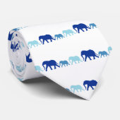 Elephant in Blue Stropdas (Opgerold)