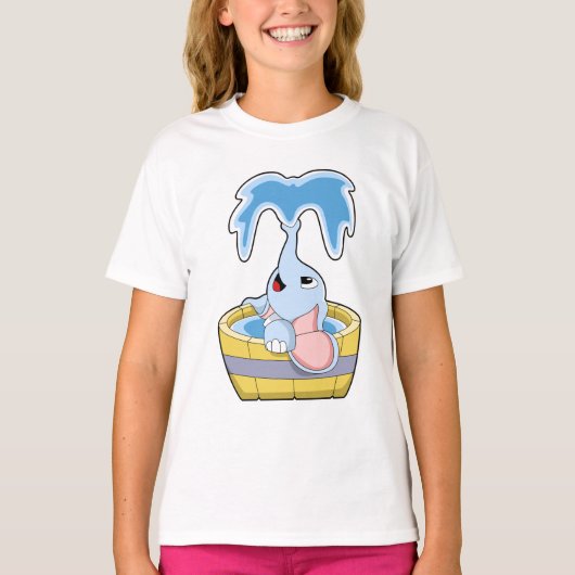 Elephant met Bathtub vol water T-shirt (Voorkant)