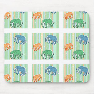 Elephant Pattern on Green Stripes Muismat