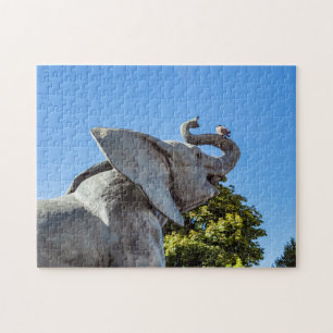 Elephant statue buiten museum d'Orsay in Parijs Legpuzzel