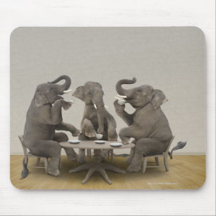 Elephants met theefeestje muismat