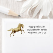 Élevage Palomino Horse Étiquette (En situation)