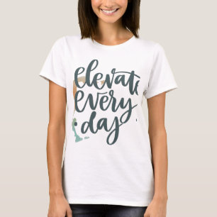 Elevage tous les jours. en T-shirt multicolore