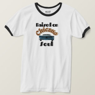 Élevé sur le T-shirt Chicano Soul