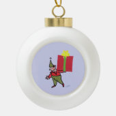 Elf met Red Box kerstbal Keramische Bal Ornament (Voorkant)