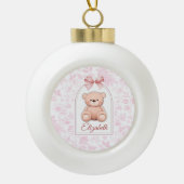 Elizabeth | Aangepaste Roze Teddybeer Nursery Desi Keramische Bal Ornament (Voorkant)