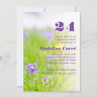 Elk jaar Paarse viering van de violette verjaardag Kaart