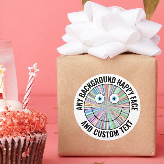Elke aangepaste kleur, achtergrondtekst Happy Face Ronde Sticker (Feest)