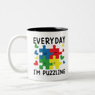 Elke dag ben ik Puzzels Leuk Autisme Bewustzijn Tweekleurige Koffiemok