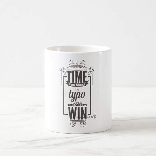 elke keer als je typt , win je de errorist koffiemok (Center)