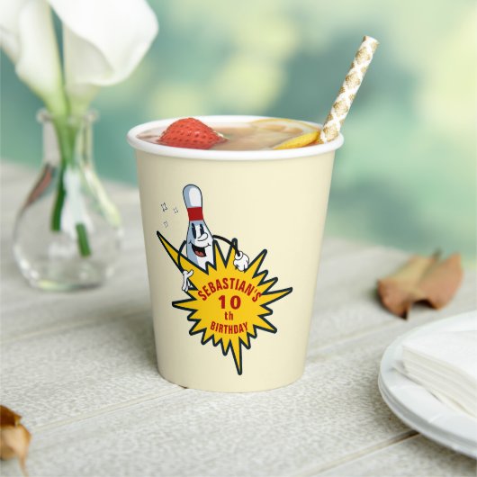 Elke leeftijd retro mascotte bowling verjaardagsfe papieren bekers (Insitu)