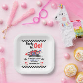 Elke leeftijd verjaardagsklaar ingesteld op rode b papieren bordje (Feest)