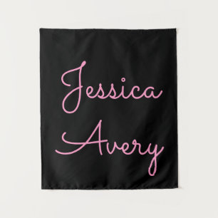 Elke Naam Cool Bewerkbaar Roze Schrift op Zwart Wandkleed