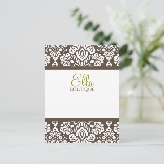 Ella Brown Damask Chic carte postale verticale (Debout devant)