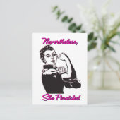 Elle A Néanmoins Persisté Rosie Riveter Carte Post (Debout devant)