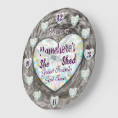 Elle a Shed avec des diamants et de la Horloge de  (Angle)