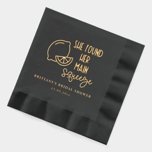 Elle a trouvé sa douche de nuptiale personnalisée (Gauche)