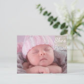 Elle est ici Faire-part d'anniversaire pour une pe (Debout devant)