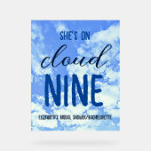 Elle est Sur Cloud Nine ! Fête des mariées/Bachelo (Recto)