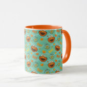 Elmo en Goldfish Pattern Mok (Voorkant rechts)