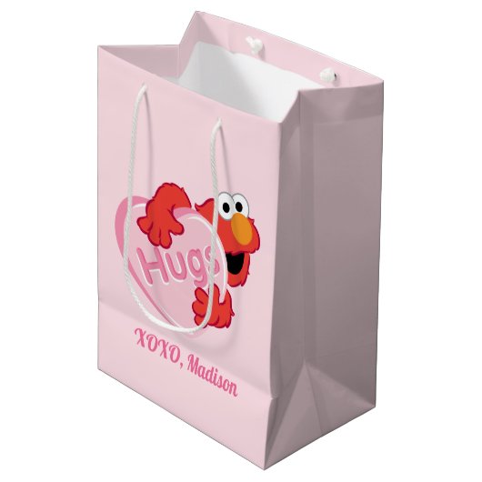 Elmo "Hugs" Valentijn Heart Snoep Medium Cadeauzakje (Voorkant Gekanteld)