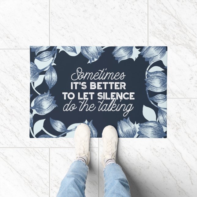 Eloquent Silence Quote Art voor Serene Decor Deurmat (Binnen)