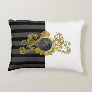 Emblème d'or noir Coussin de porte-anneau Tuxedo b
