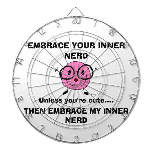 EMBRACE UW BINNER NERD Dartboard Dartbord (Voorkant)