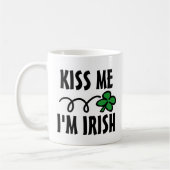 Embrasse-moi Je suis une tasse de Jour de la Saint (Gauche)