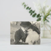 Embrasser avec une carte postale en fourrure (Debout devant)