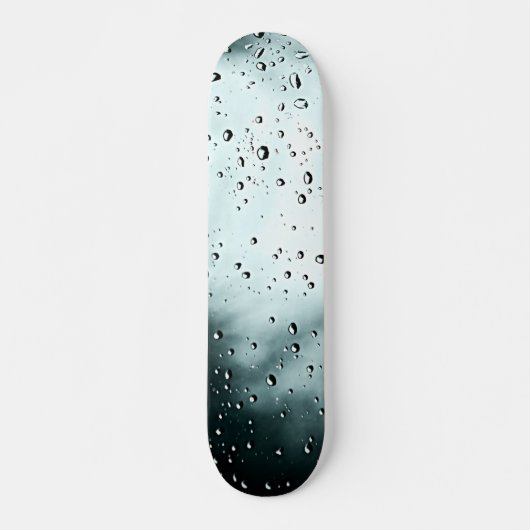 Embrassez la sérénité avec Rainy Day Skateboard (Devant)