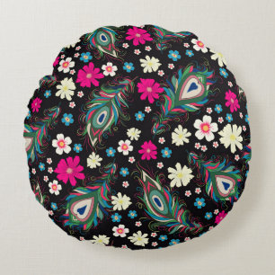 Embroiderige pauw veren naadloos patroon. klas rond kussen