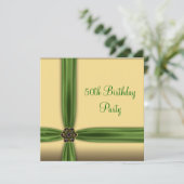 Emerald Gold Jewel 50th Birthday Invitation (Debout devant)