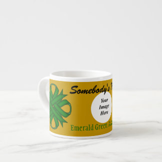 Emerald Green Clover Rbn Tmpl van Kenneth Yoncich Espresso Kop