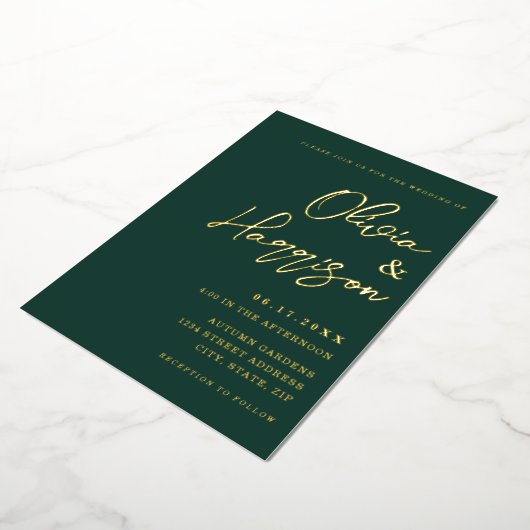 Emerald Green Elegant Script Wedding Folie Uitnodiging (Gedraaid)