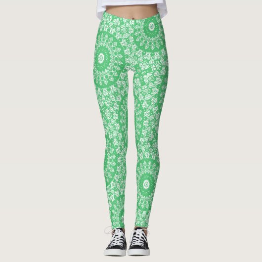 Emerald Green Mandala Pattern Leggings (Voorkant)