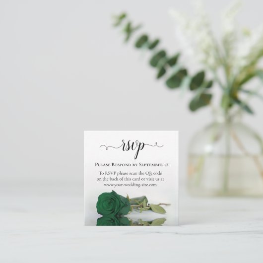 Emerald Green Roos Elegante bruiloft RSVP QR Code Informatiekaartje (Staand voorkant)