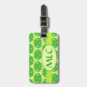 Emerald Lime Green Art Nouveau Damask Monogram Bagagelabel (Voorkant verticaal)