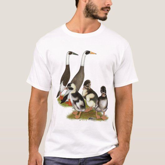 Emery Penciled Runner Duck Family T-shirt (Voorkant)