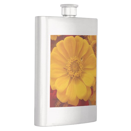 Emmeline Flacon (Rechts)