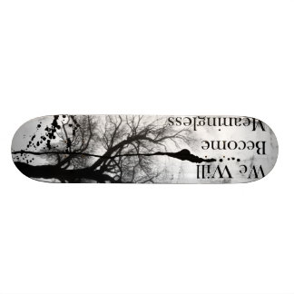 Emo Gothic Skateboard Black en White