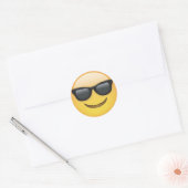 Emoji met zonnebril ronde sticker (Envelop)