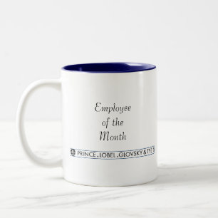 Employé de la tasse de mois