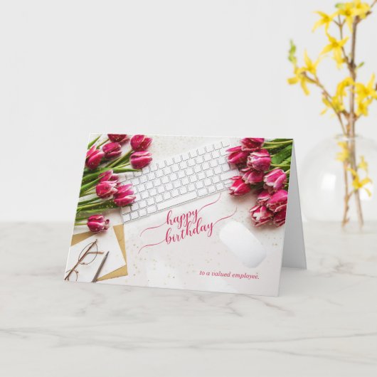 Employee's Birthday Pink Tulips and Desktop Kaart (Gele Bloem)