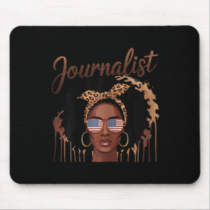 Empowering Black Journalist Krachtig Afro Portret Muismat