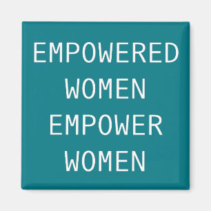 Empowervrouwen geven de Cool RBG Magneet